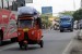 Pemudik asal Jakarta menggunakan kendaraan bajaj untuk perjalanan mudik saat melintas di Jalur Pantura, Indramayu, Senin (13/7).  (Republika/AGung Supriyanto)