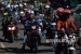 Pemudik Sepeda Motor. Pemudik dengan sepeda motor melalui jalanan kawasan Kota Cirebon, Jawa Barat, Sabtu (2/7).