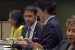 Perdana Menteri Kanada Justin Trudeau berbagi makanan dengan seorang politisi Muslim