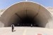 petugas haji menyusuri terowongan Mina di Makkah, Ahad (14/7). Kegiatan ini merupakan simulasi dan geladi posko pelaksanaan operasi Arafah, Muzdalifah, dan Mina pada 9 hingga 13 Dzulhijah mendatang.