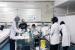 Petugas kesehatan haji di Kantor Kesehatan Haji Indonesia (KKHI) Madinah, Arab Saudi, Kamis (9/6/2022). Tidak Ada Jamaah Haji Indonesia Terpapar Covid-19 Masuk KKHI