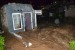 Ilustrasi. Sebuah rumah porak-poranda akibat diterjang banjir bandang setelah hujan deras selama beberapa jam meluapkan Sungai Jagalan di Gulak Galik, Telukbetung Utara, Kota Bandarlampung, Provinsi Lampung. BPBD Bandarlampung Minta Warga Waspadai Cuaca Ekstrem