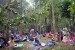Sejumlah warga memadati hutan penelitian Cifor saat tradisi Cucurak, di kota Bogor, Jabar, Ahad (14/6).   (Antara/Arif Firmansyah)