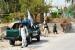 Taliban mengecek lokali ledakan di Jalalabad.