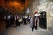 'Mesaharaty' (petugas yang membangunkan warga untuk bersahur) membangunkan warga Casbah di Kota Tua Hebron - Tepi Barat. Mereka menabuh alat musik perkusi dan tetabuhan lain membangunkan warga selama Ramadhan.