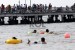 Warga memadati pantai Ancol, Jakarta, Jumat (9/8).    (Republika/Yasin Habibi)