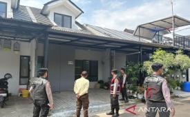 Polres Bekasi patroli pengamanan permukiman ditinggal mudik.