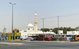 Masjid Jirana, salah satu titik miqat jamaah Indonesia untuk melaksanakan ibadah umroh, Makkah, Arab Saudi, Senin (3/6/2024).