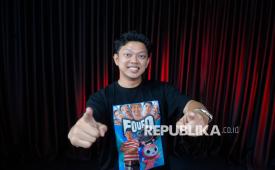 Sutradara sekaligus komedian Bayu Skak saat media visit ke Republika, Jakarta, Jumat (19/6/2026). Kunjungan tersebut dalam rangka promosi film berjudul Foufo yang dijadwalkan tayang di bioskop seluruh Indonesia mulai 9 Juli 2026.
