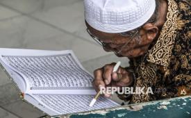 Ilustrasi ngaji Alquran.