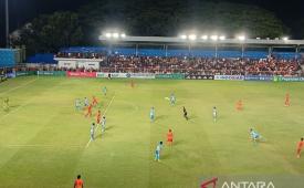 Ary Maring bawa Semen Padang kalahkan Persiraja 1-0.