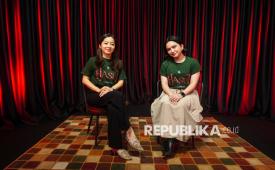 Pemain film Rachel Amanda (kanan) dan Karina Salim (kiri) berpose saat media visit ke Republika di Jakarta, Selasa (8/9/2026). Kunjungan tersebut dilakukan untuk mempromosikan film Hasut yang akan tayang di bioskop pada 8 Oktober 2026