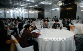 Participants attending a discussion session in the Islamic Finance Dialogue event in Jakarta, Monday (26/5/2025).