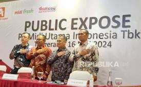 Public Expose PT Midi Utama Indonesia Tbk di Alfamart Tower, Alam Sutera Tangerang, Banten, Kamis (16/5/2024).