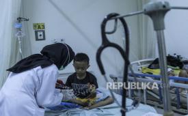 Pos kesehatan (ilustrasi). Dinas Kesehatan, Pengendalian Penduduk, dan Keluarga Berencana (Dinkes-PPKB) Kota Madiun memastikan kesiapsiagaan layanan medis bagi masyarakat dan wisatawan selama masa libur Natal 2025 dan Tahun Baru 2026. 