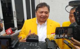 Petinggi Partai Golkar Umrah, Airlangga: Syukuri Hasil Pemilu 2024