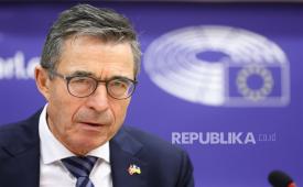  Anders Fogh Rasmussen, mantan Sekretaris Jenderal NATO.