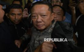 Mantan Jaksa Agung Muda Tindak Pidana Khusus (Jampidsus) Kejagung Febrie Adriansyah mengajukan gugatan praperadilan atas penetapan tersangka yang dilakukan Kejagung dan Kortastipidkor Polri.