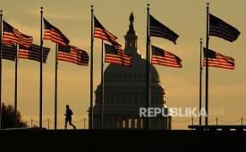 Gedung Capitol, tempat para senator Amerika mengadakan rapat.