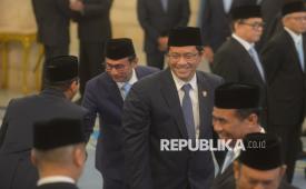 Menteri Keuangan Purbaya Yudhi Sadewa berbincang sesudah mengucapkan sumpah jabatan pada pelantikan keanggotaan Dewan Energi Nasional di Istana Negara, Jakarta, Rabu (28/1/2026).