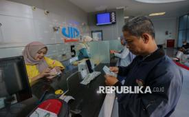 Nilai tukar rupiah terhadap dolar AS melanjutkan penguatan di level Rp 17.600-an per dolar AS. (ilustrasi)