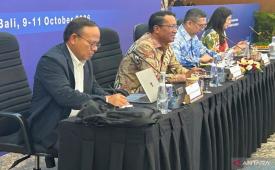 Menkum lanjutkan digitalisasi menyeluruh layanan kepegawaian pada 2027.