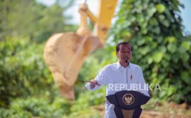 RI President Joko Widodo (Jokowi) gave a speech during the groundbreaking of the construction of a building in Ibu Kota Nusantara (IKN), Penajam Paser Utara, East Kalimantan, Wednesday (5/6/2024).