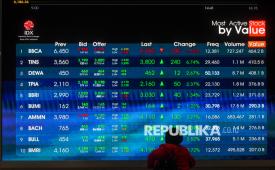 Layar digital menunjukkan pergerakan Indeks Harga Saham Gabungan (IHSG) di Bursa Efek Indonesia, Jakarta, Jumat (31/7/2026). 