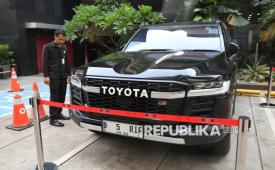 Drama Penyelamatan Penumpang KM Feronia: Kapal Pinisi Tenggelam, Satu Orang Masih Dicari (3)