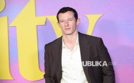 Aktor Callum Turner dikabarkan bakal menjadi pengganti Daniel Craig sebagai agen rahasia 007 dalam film James Bond terbaru. 
