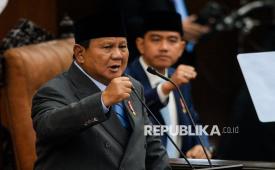 Presiden Prabowo Subianto menyampaikan pidato kenegaraan di Gedung Nusantara, Jakarta, Jumat (14/8/2024).