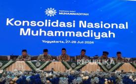 The top leadership of PP Muhammadiyah announced the decision to receive a permit to manage the mine after Konsolnas PP Muhammadiyah at UniSA Campus Yogyakarta, Sunday (28/7/2024).
