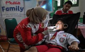 Dokter: Perawatan saluran akar bisa atasi sakit gigi tanpa pencabutan.