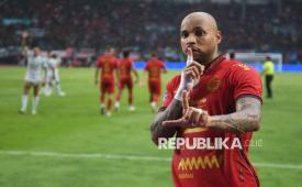 Striker Persija Jakarta, Gustavo Almeida Dos Santos.