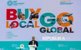 Direktur Utama PT Bank Syariah Indonesia (Persero) Tbk (BSI) Anggoro Eko Cahyo menyampaikan sambutan saat meresmikan BSI International Expo 2026 di JICC, Jakarta, Jumat (23/10/2026). BSI kembali menggelar acara  BSI International Expo dengan menghadirkan 426 tenant UMKM dari 17 lintas sektor usaha dari tanggal 23 - 25 Oktober mendatang. Ajang ini menjadi wujud komitmen BSI dalam memperluas akses pasar, meningkatkan daya saing UMKM, mendorong transaksi, serta menggerakkan pertumbuhan ekonomi lokal menuju pasar global.