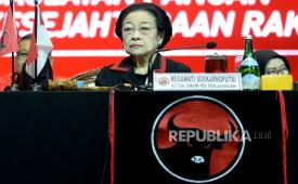 Ketua Umum PDI Perjuangan Megawati Soekarnoputri. Ketum PDIP Megawati Soekarnoputri minta wacara Prabowo-Ganjar tidak usah ditanggapi.