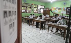 Siswa mengikuti pelaksaan Asesmen Standarisasi Pendidikan Daerah (ASPD) di SDN Giwangan, Umbulharjo, Yogyakarta, beberapa waktu lalu.