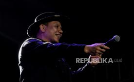 Musisi Fadly Padi akan hadir dalam Sound of Humanity, sebuah konser amal yang digagas bersama Dompet Dhuafa Sulawesi Selatan dan Trek Coffee. 