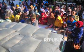 Stabilitas harga bahan kebutuhan pokok menjadi fokus utama pemerintah dan dunia usaha sepanjang periode Ramadhan dan Idul Fitri.