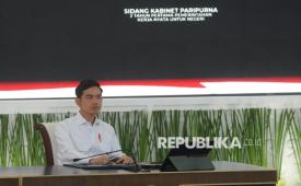 Wakil Presiden Gibran Rakabuming Raka saat menghadiri Sidang Kabinet Paripurna di Istana Merdeka, Jakarta, Rabu (21/10/2026).