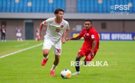 Welber Jardim (kanan) masuk skuad timnas Indonesia U-19 yang akan berlaga di Piala AFF U-19 2026 di Sumatera Utara.
