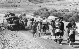 Warga Palestina yang terusir setelah pembentukan entitas Zionis Israel pada 1948. 