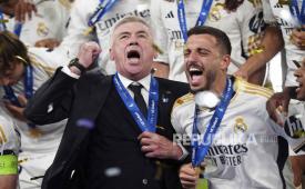 Pelatih Real Madrid Carlo Ancelotti merayakan gelar juara Liga Champions 2023/224 setelah mengalahkan Borussia Dortmund 2-0 pada final di Stadion Wembley, London, Ahad (2/6/2024) dini hari WIB.