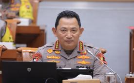 Kapolri Jenderal Listyo Sigit Prabowo menegaskan kepolisian tidak antikritik terkait permintaan maaf band Sukatani.