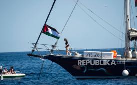 Kapal Madleen sebelum berlayar ke Gaza bersama aktivis Freedom Flotilla Coalition, di Catania, Sisilia, Italia, Ahad, 1 Juni 2025. M