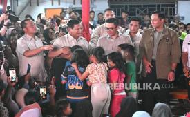 President Prabowo Subianto accompanied by a number of ministers spent New Year's Eve 2026 in Batu Hula Village, Batang Toru District, South Tapanuli Regency, North Sumatra (Sumut) on Wednesday (31/12/2025).