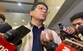 Menteri Keuangan RI Purbaya Yudhi Sadewa usia menghadiri rapat kerja bersama Komisi XI DPR RI mengenai penerimaan negara di Kompleks DPR RI, Jakarta, Rabu (4/2/2026). 