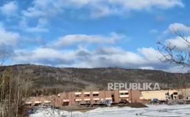 Sekolah lokasi [enembakan di British Columbia, Kanada, Rabu (11/2/2026).