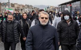 Sekretaris Dewan Keamanan Nasional Ali Larijani mengikuti pawai Hari al-Quds di Teheran, Jumat (13/3/2026).