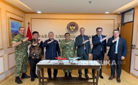 Penandantangan kontrak 12 unit pesawat PC-24 Super Versatile antara PT E-System Solutions Indonesia dan Kemenhan RI, Senin (31/3/2026).